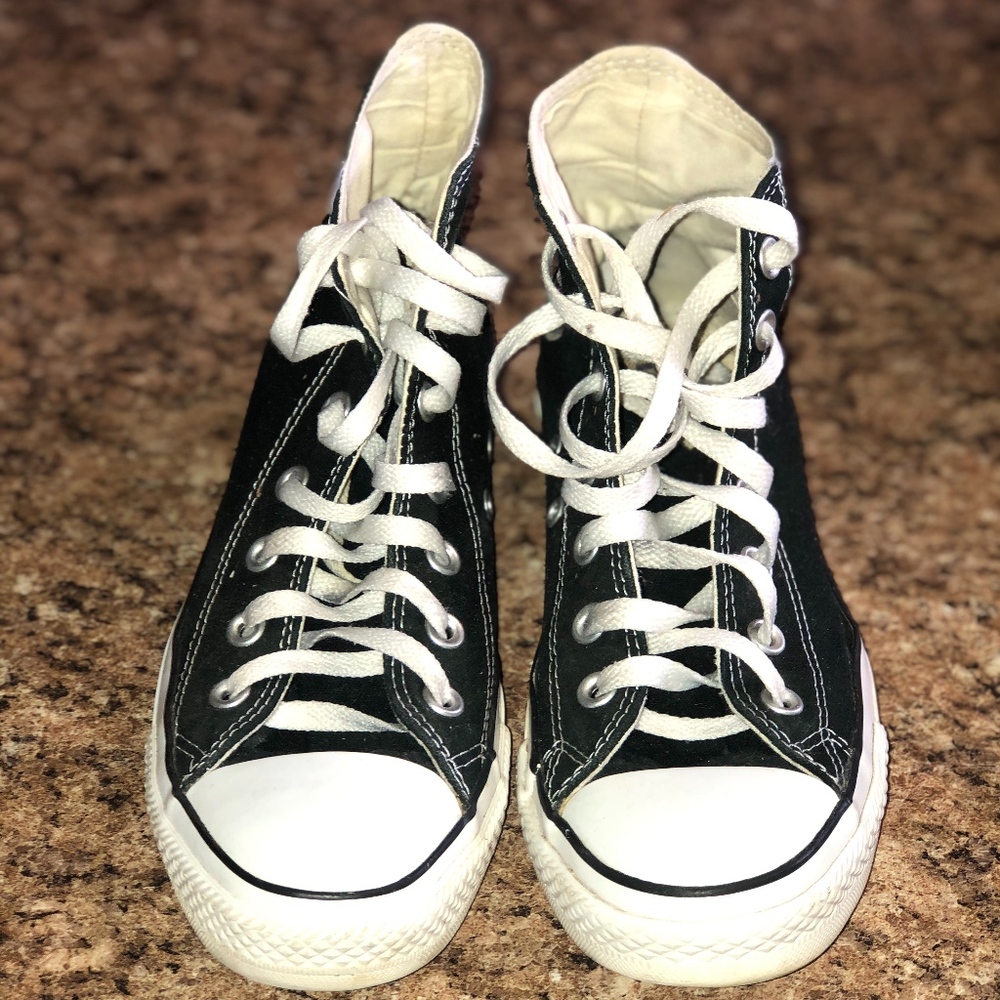 Black hightop Converse